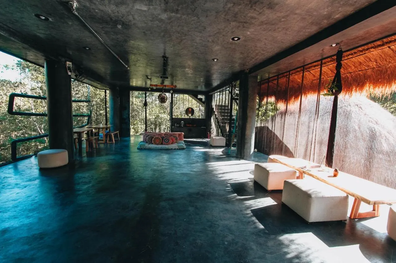 Casa Del Arbol At Villa Duendes Akumal
